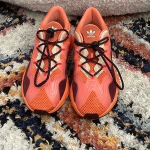 Adidas draw string sneakers